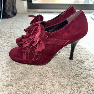 MARE Vintage Suede Red Tassel Pumps | Size 38 (US 7-7.5)